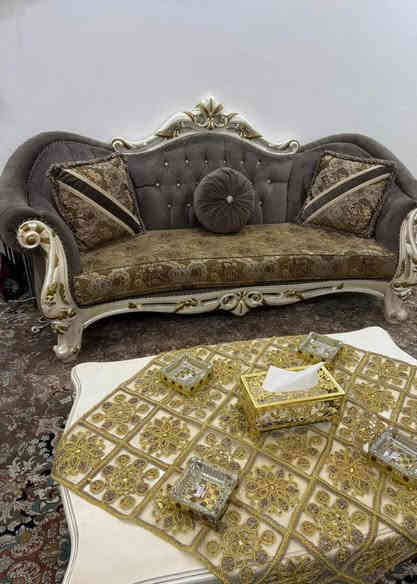 سلام عليكم تخم مع زوليه مع طبله كامل بحاله ممتازه للبيع السعر مليون و750 مجمع الغدير للتواصل ‭0771 296 0889‬ 
على هذا الرقم 
مكلف بالنشر
