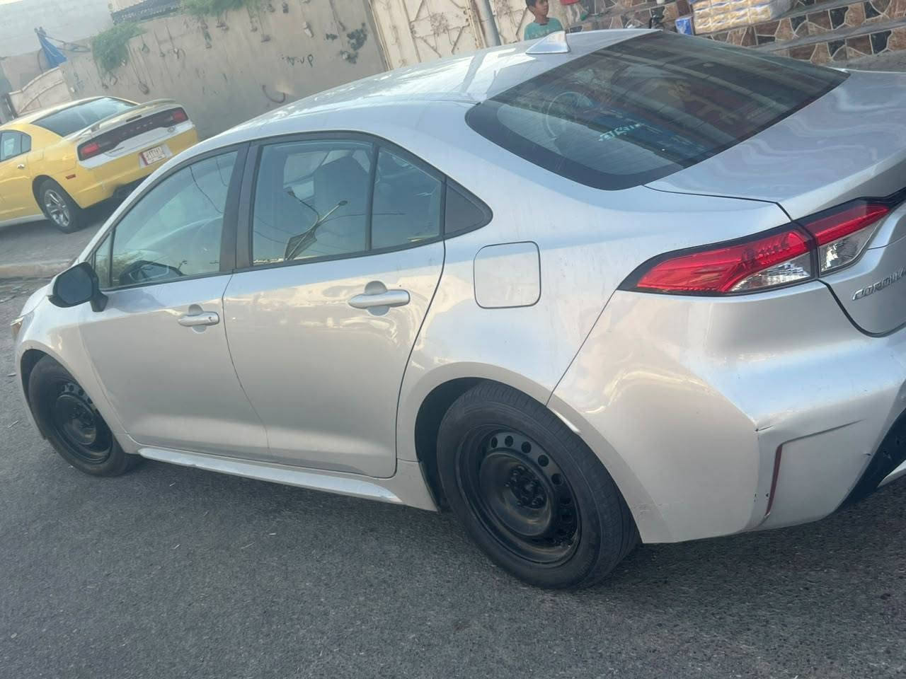 كورولا موديل 2020 ثلاث قطع صبغ بدون دواخل رقم بغداد مشروع وطني محرك وكير بشرط 127 ورقه ***********
