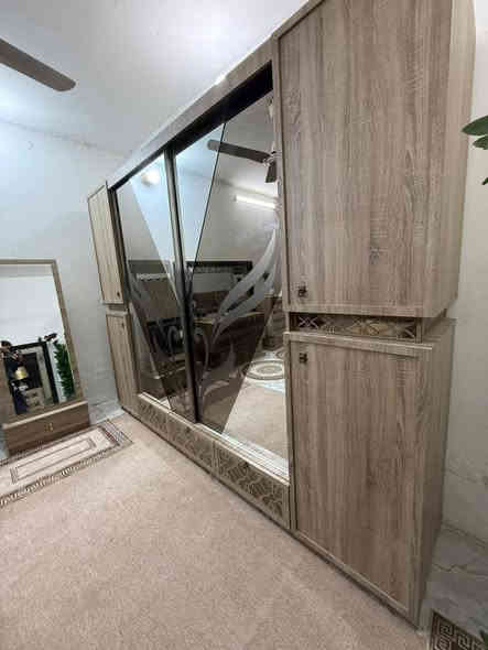 بيع مستعجل غرفه تركي نظافه فول اخت الجديده اي ضرر ما بيه السعر 950 المكان بابل المركز   ***********
