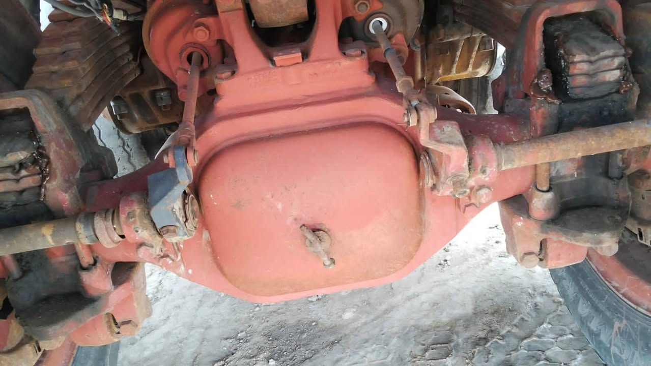 سلام عليكم قجمه للبيع موديل 90 مجموعه جيف بلاد شاصي مكفول مكينه55 نضيفه كير 130 جديد  سياره نضيفه حيل حلأ من الصوره الاستفسار ***********
