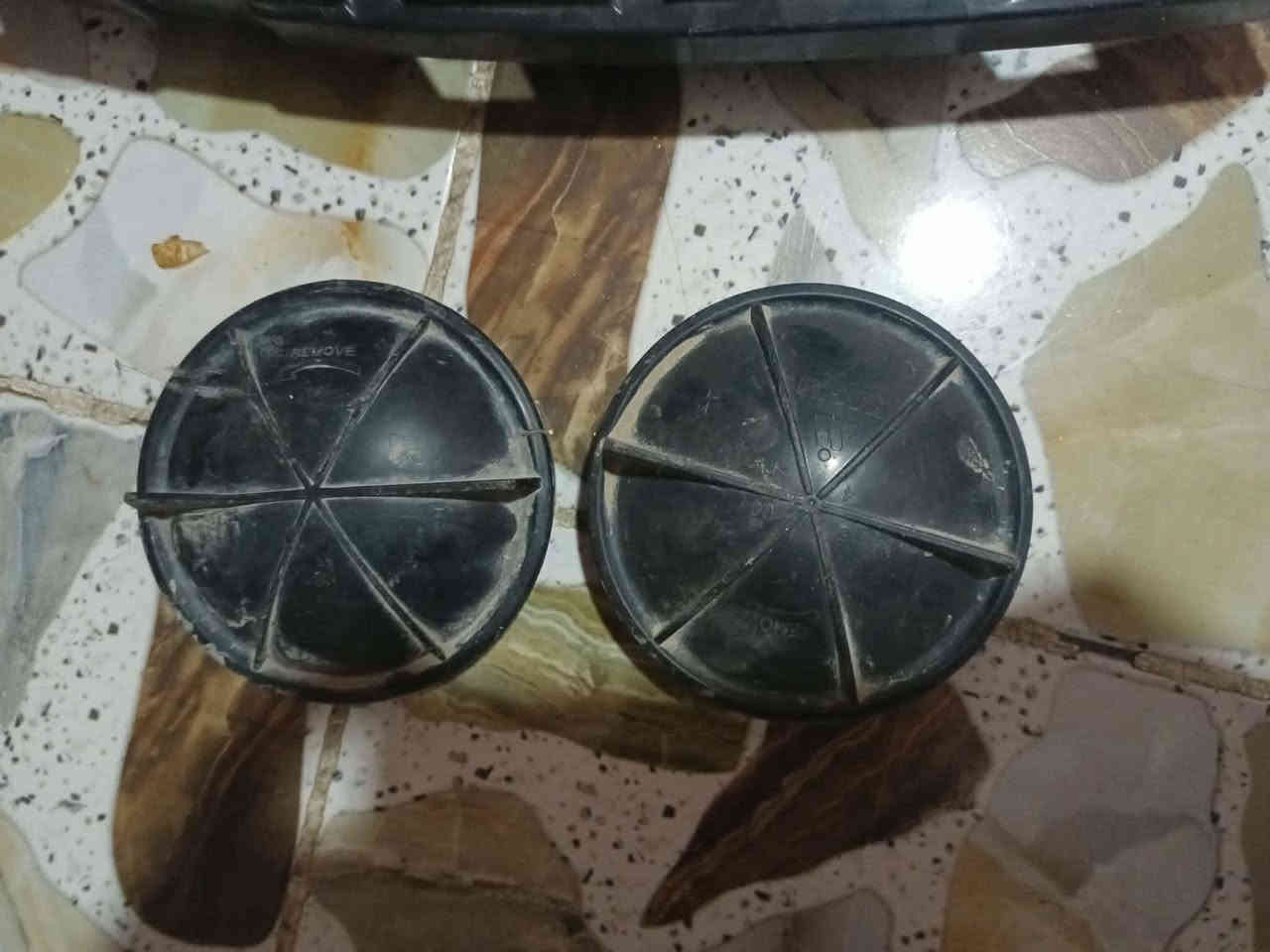 غرض كلمن وسعره علق وانطيك السعر 
لعنوان / المحموديه
*********** 
اتس اب
