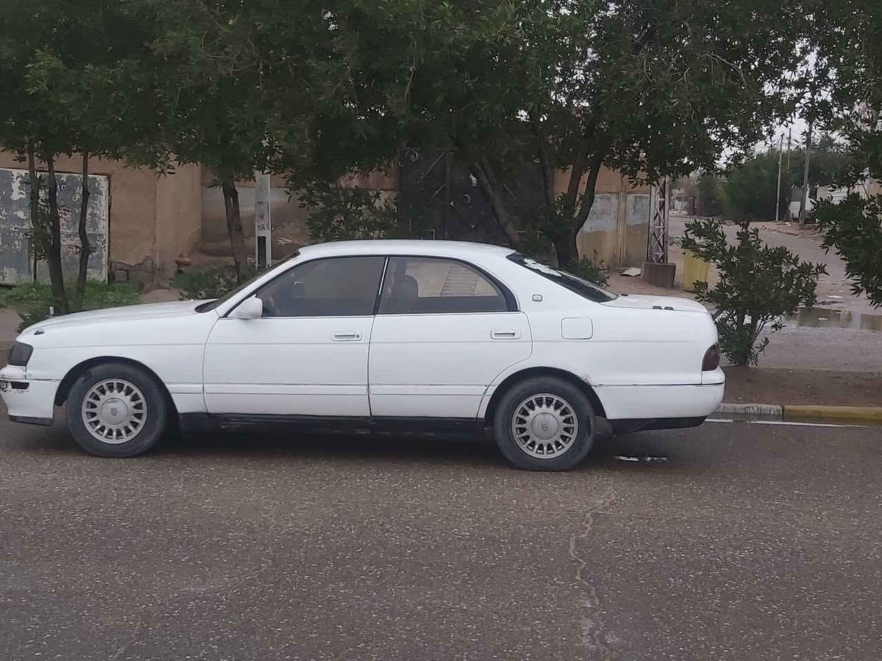 السلام عليكم
سياره بطه متصل مديل 1992

سياره مكفوله كفاله عامه ضربتها مدكر صفحة السايق ومرجعينه بارد والسياره راجعين بيها ع صبه وما واصله للسبير كيرها صارله شهر من شادينه ومكينتها حلوه مابيها تبخير  السياره احله من الصوره سنويتها منتهيه وراعيها موجود ببو الخصيب  السعر52وبيها مجال للطيبين عنونها خور الزبير واتساب ***********
