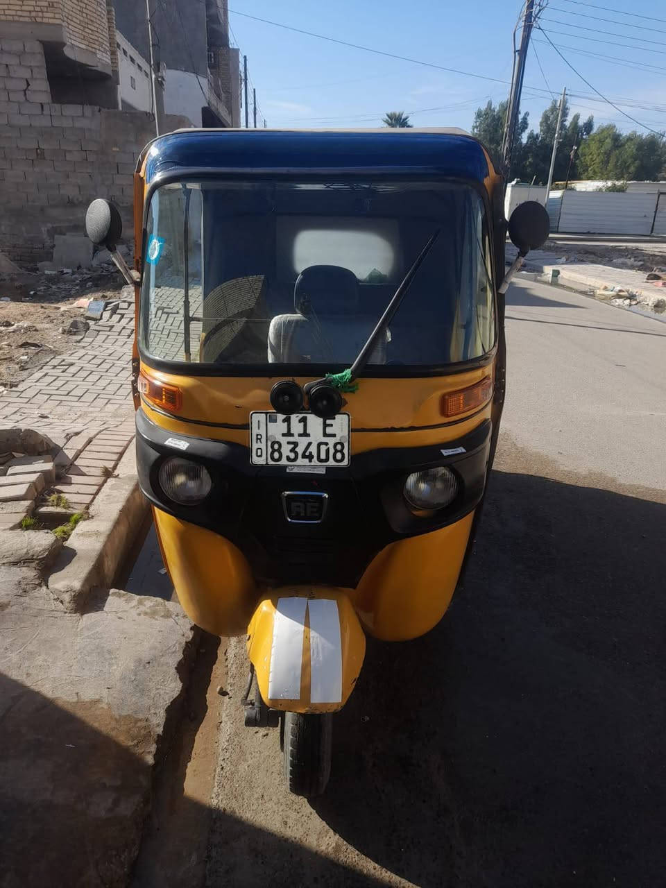 سلام عليكم تكتك للبيع  2019 تكتك مصبوغه لجماليه تكتك نضيفه حلى من صوره تكتك ما متعوبه مرقمه سعر 6 وربع بيه مجال مكاني حسينيه راشديه رقم الهاتف ***********
