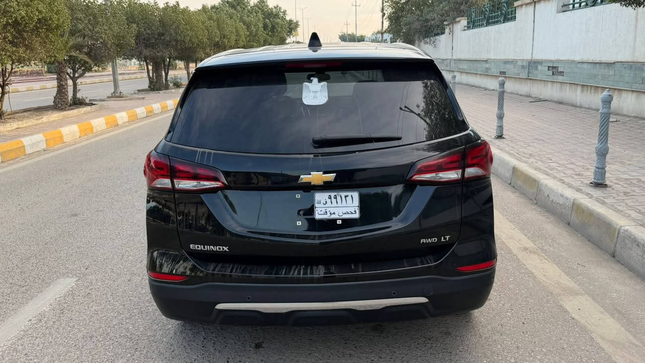 السلام عليكم:للبيع كوينس موديل 2023 مباشر بدون رقم سياره مكينه كير حداديه كله جاهزه بيه بس بنيد وشويه من جاملغ والباب صبغ والباقي كفاله عامه سياره جاهزه 
السعر :128 وبيه مجال
للاستفسار:***********
العنوان :ميسان حجي حسن قرب جامعه الامام جعفر الصادق
