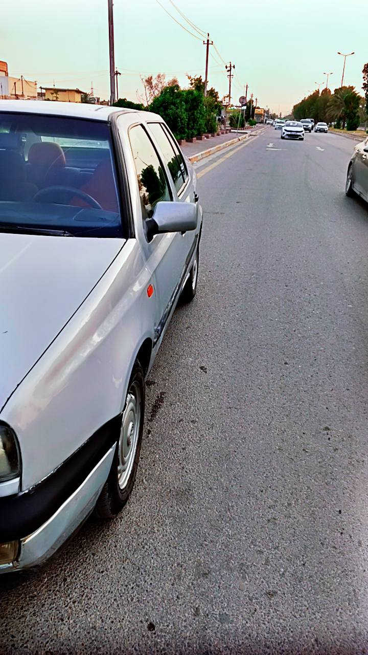 فنتو موديل 1993
محرك 2000
كير اوتماتيك 
مكفولات
السعر 40 ورقة
مكانها الدورة 
***********
