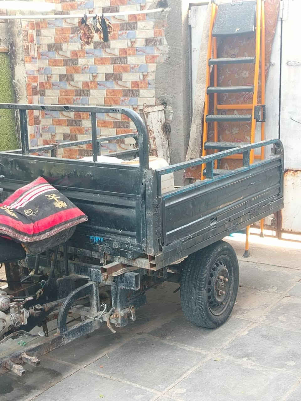 سلام عليكم شباب ستوته امتيار ستوته مالت شغل مكان سوك شيوخ فضليه سعره 350 ابيع كوم حديد رقمي ***********
