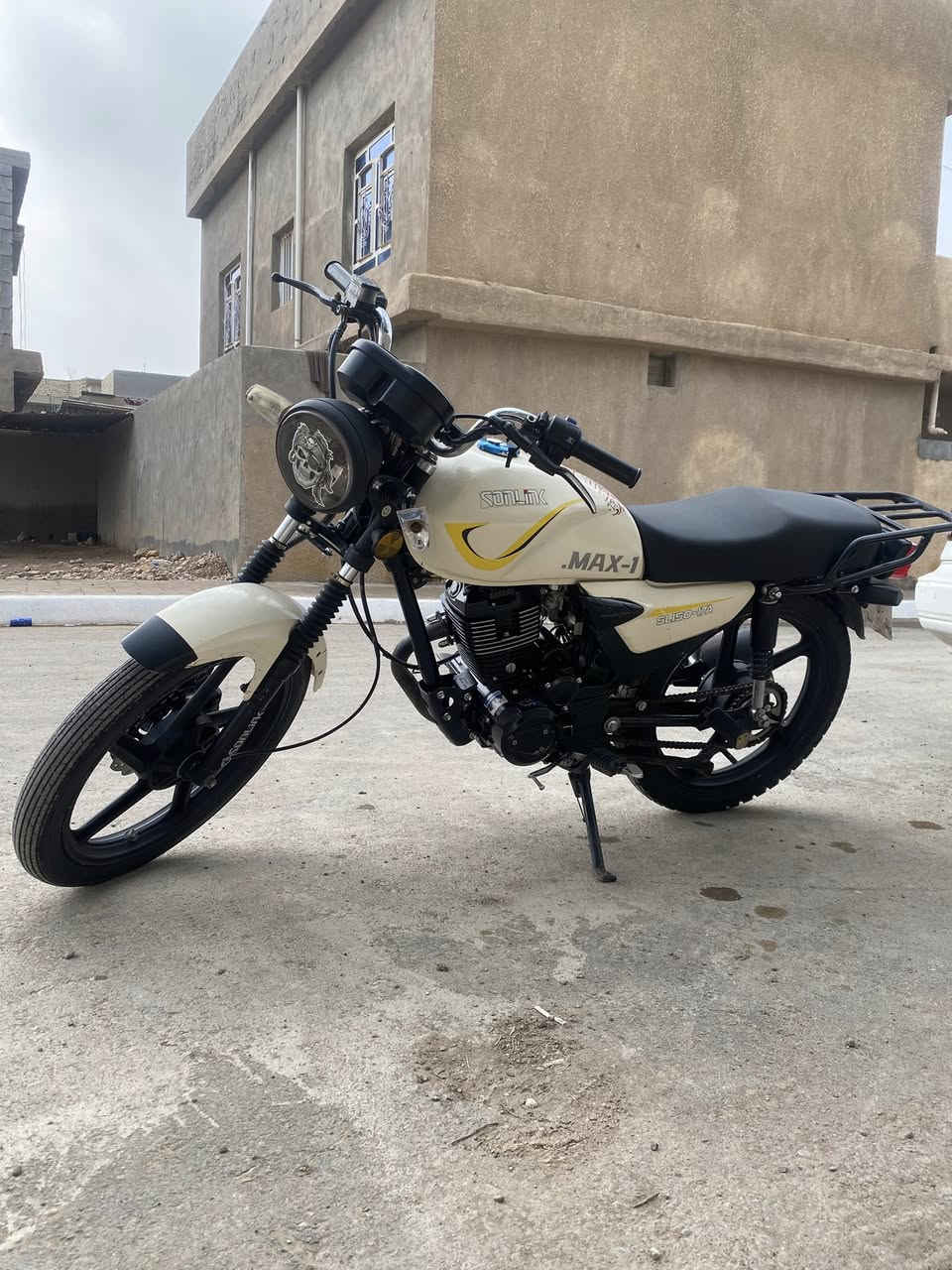 سلام عليكم سونك ماكس مديل 23
مكاني ديالى كنعان ‭0783 822 9278‬
