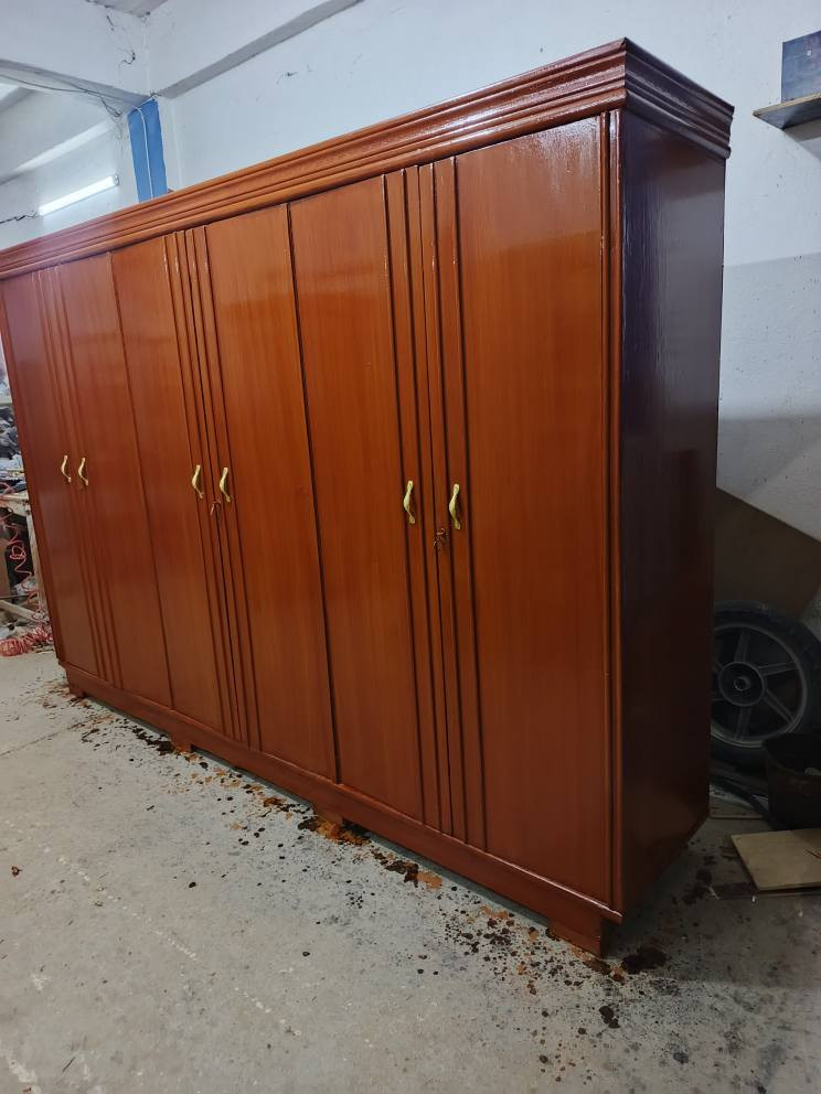 كنتور 6ابواب مستعمل صاج حطاطه الرمادي الصوفيه قرب مطعم قصر الابيض السعر 250بي مجال واتساب *********** الرمادي, الأنبار
