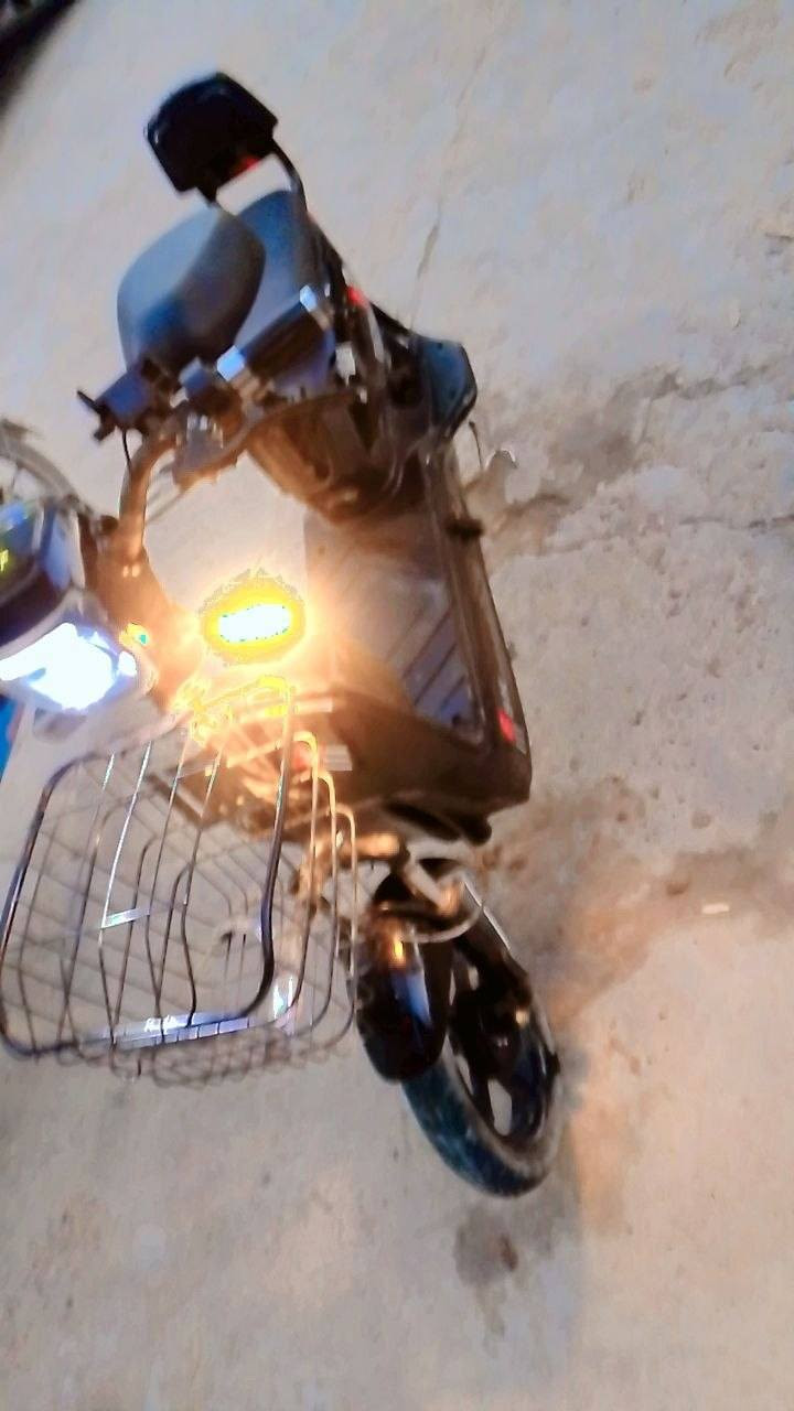 سلام عليكم باسكل شحن شقال كله بطاريات عله الفحص مابيهن ايشي شقال فول مكان الحر الچماليه ***********
