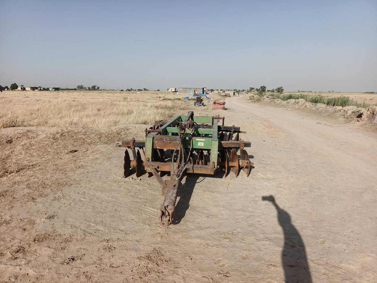 يوجد فدان رباعي ومرازه ودسك الدسك تركي 24 صاج السعر والاستفسار الاتصال ع الرقم ***********
