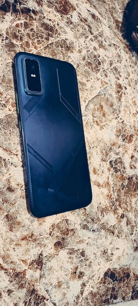 جماعة الألعاب جبتلكم وحش 
انفنكس GT30 pro 
120 فريم ببجي + باقي الالعاب 120/90
موبايل كلش نضيف اداء راقي كلش 
• بيه فطر بالشاشه 
بس ابد مامأثر بالالعاب كلش حلو اداءه 
مصار 9 اشهر من اخذته 

السعر - 270 وبيه مجال


**إذا كنت صاحب هذا الإعلان وتريد حذفه لأي سبب، رجاءا أرسل رسالة إلى الدعم الفني**