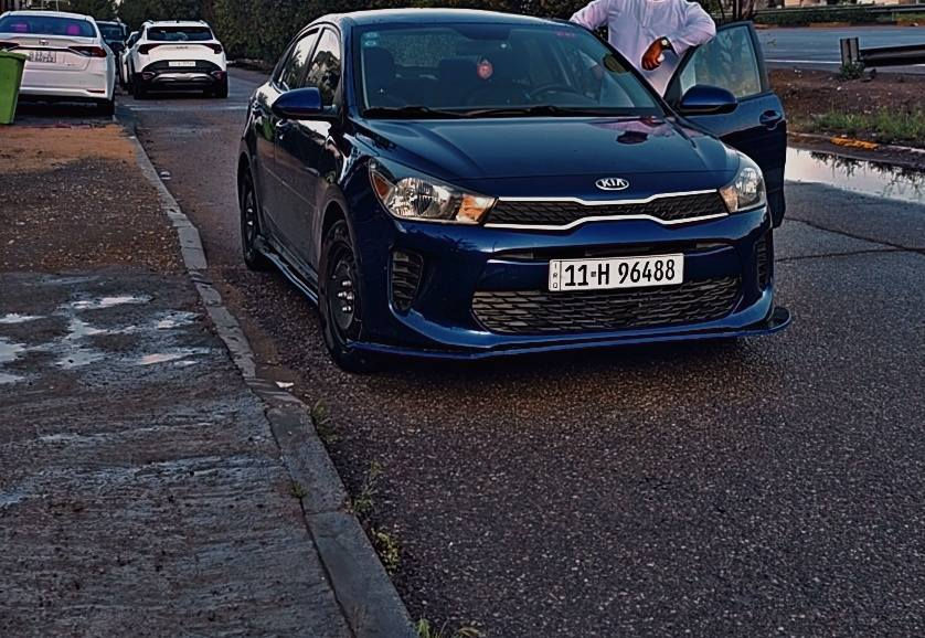 السلام عليكم كيا ريو موديل 2018 فئه اس رياضي السياره امريكيه مرفوق حادثها السياره خير من ويحتاج تعديل ع صدر الامامي نص عمر ويحتاج الها غاز تبريد شغال بس نقص غاز واني مستعد اصلح واعدلهن واسلمهن للشراي ورقم السياره حديث الجديد الدولي ولسنويه بأسمي بغداد 
سعر السياره 108 ورقه 
تجي تفحص براحتكم وشوف وتدلل

*********** للتفاصيل هذا رقمي
