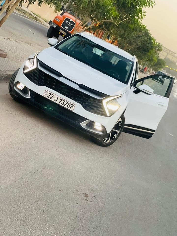 السلام عليكم للبيع سبورتج 2023

السياره مكفوله من صبغ او تبديل بيه رصعه بل باب الخلفي فقط

بصمه 
بصمه ابواب
تحكم ستيرن
شاشه كبيره
مري شفط
اشاير مري
سايد بريك بصمه
ويل كب

رقم أربيل جديد بسمي تريد تحويل تريد وكاله

السياره ماشيه 34 الف مكفوله من صبغ او تبديل او فتح

السعر 190 وبيه مجال 

اتصال فقط 

‭***********‬ ‭‬
