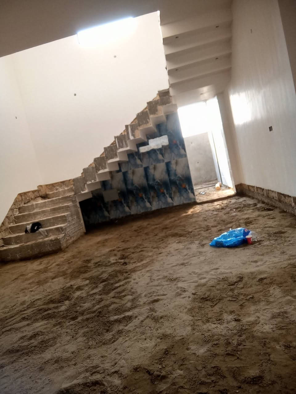 سلام عليكم  /  يوجد كادر عمل جاهز /  تصعيد مواد /  تنضيف بيوت /  تفليش /  تكشيط /  دفن نهري /  شقلنه ليل ونهار /  ومعداتنه جاهزه  ومالك دخل بكلشي تأخذ شقل جاهز مني سلمني شقل وتأخذ شقل جاهز / ماعليك بس تصال على رقم /// ***********
