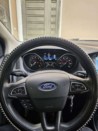 فورد فوكس ٢٠١٨ حادث الجاملغ الامامي الايمن و الايسر راجع على البارد ما...