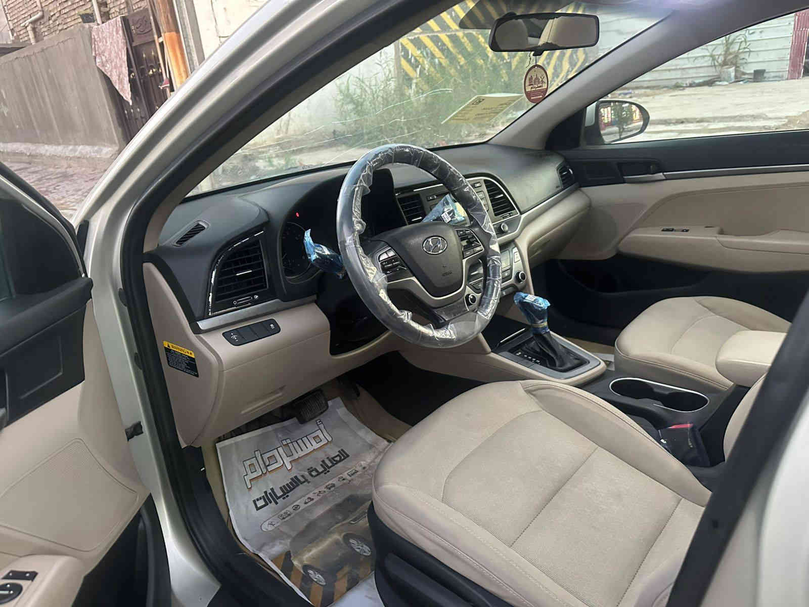 هونداي النترا موديل 2017 وارد امريكي كلين تايتل كفاله عامه شرط سونار ماشيه 85 Mi
مكينة گير حدادية تبريد على الفحص
حجم المحرك 2000 دوش المرغوب لا تبخير ولا تنقيص 
تحكم ستيرن
شاشة صغيره
داخل بيجي
تدفئه تبريد 
ومعروفه مواصفات النترا 
مكان السيارة بغداد
رقم اربيل دولي جديد بسمي تحويل بنفس اليوم
سعرها 128 ورقة بيها مجال
أي استفسار  ***********
