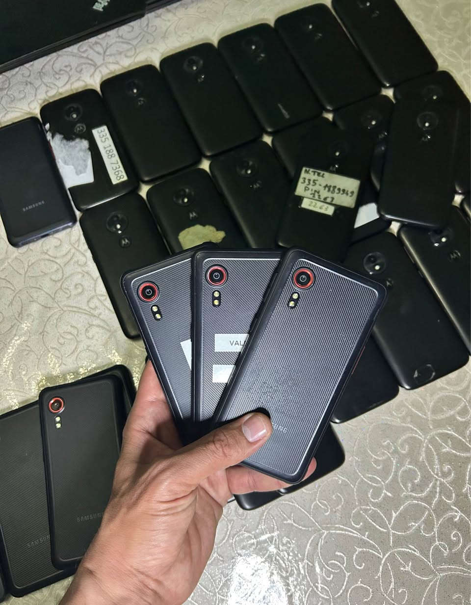 Kayna had sel3a li bghaha jemla merhba
Samsung x cover 5 ( 64G )
Motorola ( 16G )
Samsung A32 4G fih khyal khfiiif 
Samsung s22 ( 128G ) Mdm👇👇
✅whatsap : 0715369031 الراشدية, المغرب


**إذا كنت صاحب هذا الإعلان وتريد حذفه لأي سبب، رجاءا أرسل رسالة إلى الدعم الفني**