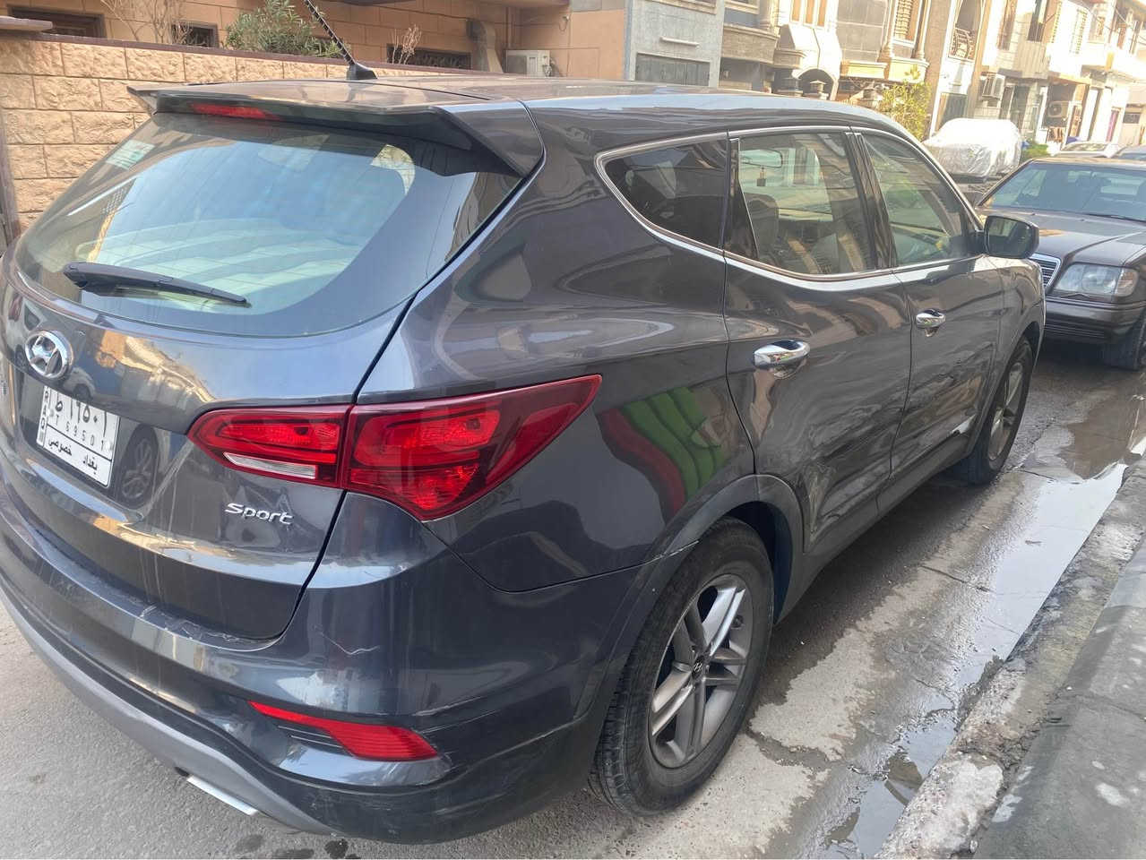 سنتافي 2018 امريكي 
محرك اربعة 2400 GDI
حادث خشم بنيد فقط 
يوجد بارد خفيف كل شي موضع بسونار 
المكان حلة بابل 
رقم تواصل : 
*********** حلة, بابل
