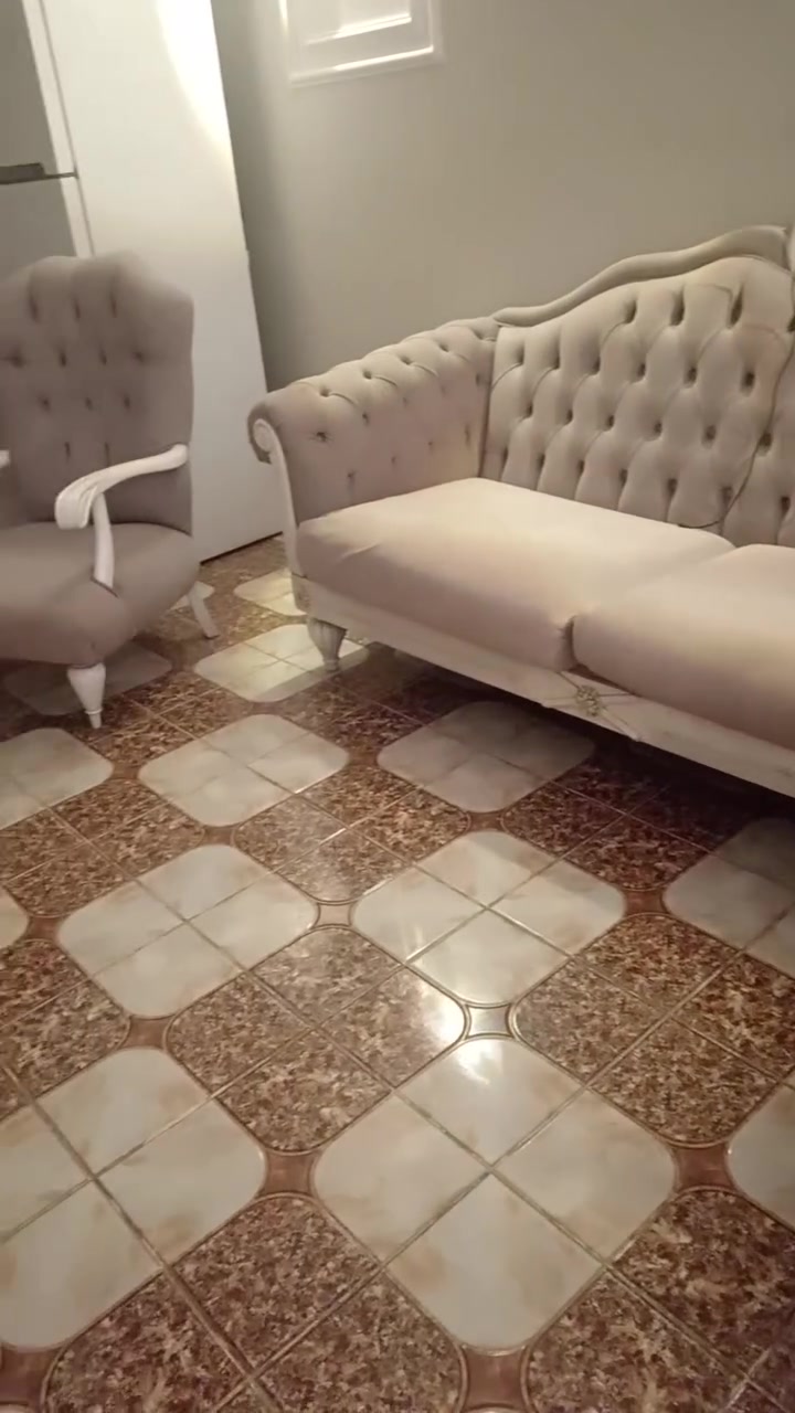 نص تخم زان درجه اولئ نضافته 90% بدون اي ضرر وتكمةةةة بسعر مناسب
فقط شراي يتواصل خاص متوفر توصيل ***********
واتس
