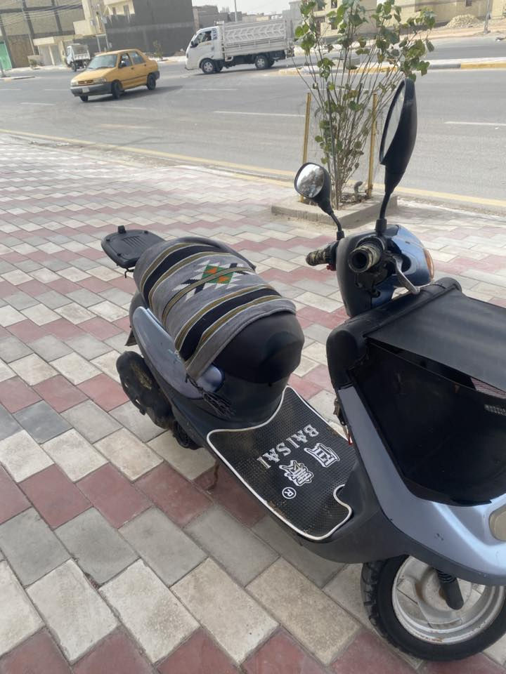 سلام عليكم دراجه منغولي للبيع كلشي شغال بيه مكينته ناعمه رايده 275وبيه مجال


**إذا كنت صاحب هذا الإعلان وتريد حذفه لأي سبب، رجاءا أرسل رسالة إلى الدعم الفني**