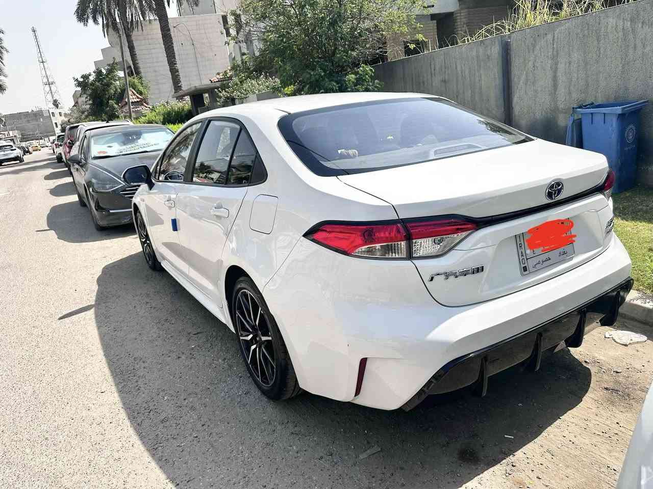 السلام عليكم 
كورلا شكل الامريكي S
ماشية ٧٠٠٠ فقط
موديل ٢٠٢٣
السعر ١٦ $ وبيهه محال بسيط
السيارة مكفولة بأسمي
بغداد- المنصور 
***********
