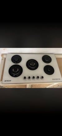 طباخ • نوال • مستخدم قليل