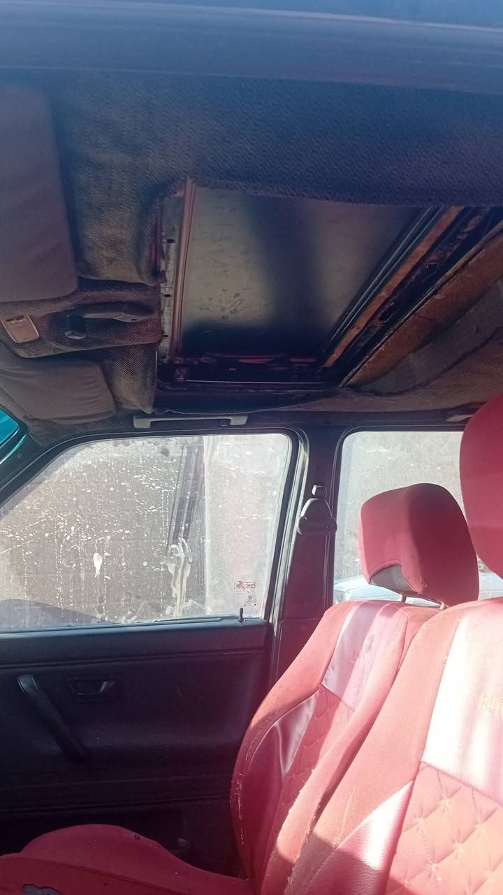 بعد السلام عليكم ورحمة الله وبركاته  كولف أوربي موديل ١٩٩١ بأسمي السعر المطلوب ٢٨ $ بغداد المشتل هاتف *********** والسلام ختام
