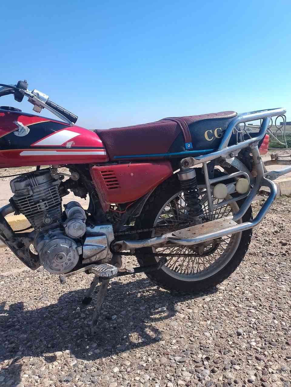 السلام عليكم
ماطور موديل 2016 تواير جدد نشط السعر 200 الف العنوان حمام العليل


**إذا كنت صاحب هذا الإعلان وتريد حذفه لأي سبب، رجاءا أرسل رسالة إلى الدعم الفني**