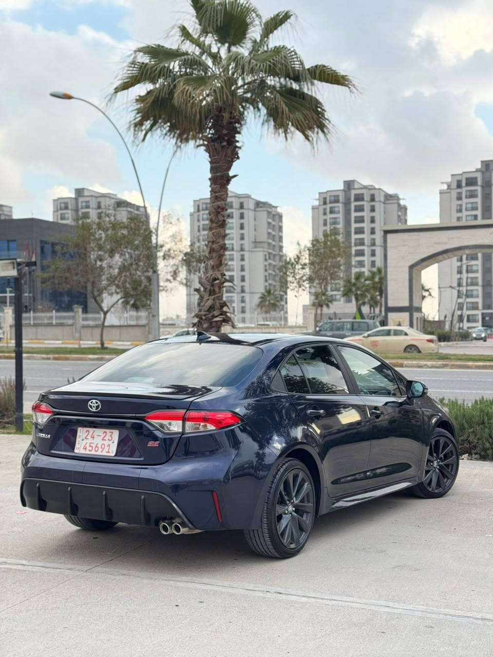 Toyota crolla 2024 SE***********
مؤديل 2024  
مواصفات SE
(به صمه ، شغال ،  شاشه گه وره ، ويل گه وره، سبؤرت، ٥ رادار ، بريك به سمه ، تحديد سورعه ، لايت زينؤن ، خه تى جاده،   ) بارجه و نيوو  سبوغ بي زؤري  شانصي به طانه سرده بل به شرت، هه موو شتيكى به شه رت ( گيروو مكينه تبريد ، رادار به رد بلادي ) هموو شتي شريكه يه )*********** أربيل, العراق
