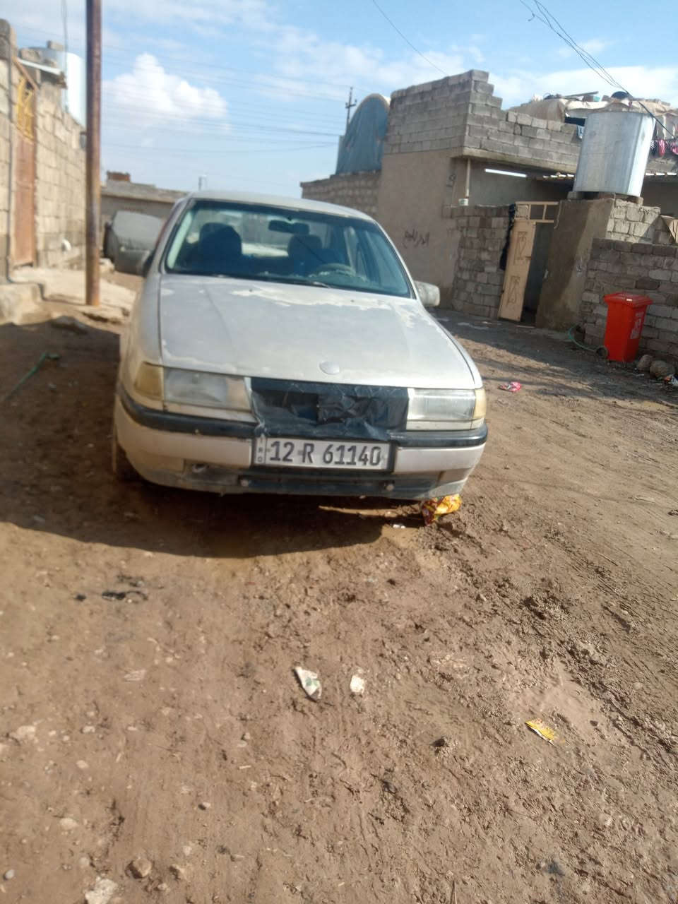 ابو فكتوره للبيع حجام 16 موديل 91 كاربون بنزين سياره باسمي الوان موصل الايمن سعر 34 وبيها مجال قليل***********
