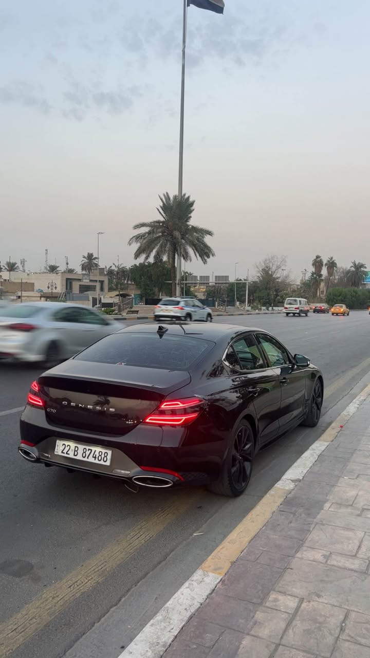 جنسس g70 موديل ٢٠٢٢  

محرك 6 سلندر تون تيربو  2WD

مواصفات فول

-بانوراما
-كشنات جلد تدفئه تبريد ميموري+ داينمك مع وضعيات القياده
-مري شفط وقلاب وتعتيم تلقائي وترحيب علامه عند الاقتراب
-رادارات محيطيه ٣٦٠ درجه
-5 وضعيات للقياده
-سسم صوت lixcon  14 سماعه
-لايتات وبك لايتات led

السياره حادثها موضح بالصور باب مبدل نفس اللون والجاملغ مصبوغ
وبيها بارد بسيط يم البك لايت اليمين

بدون دواخل بجم كبس بدون اي دواخل

رقم اربيل بأسمي

مكاني بشارع فلسطين. 

***********

رايدها٢٢٠ ورقه وبيها مجال شي بسيط جداً بغداد, العراق
