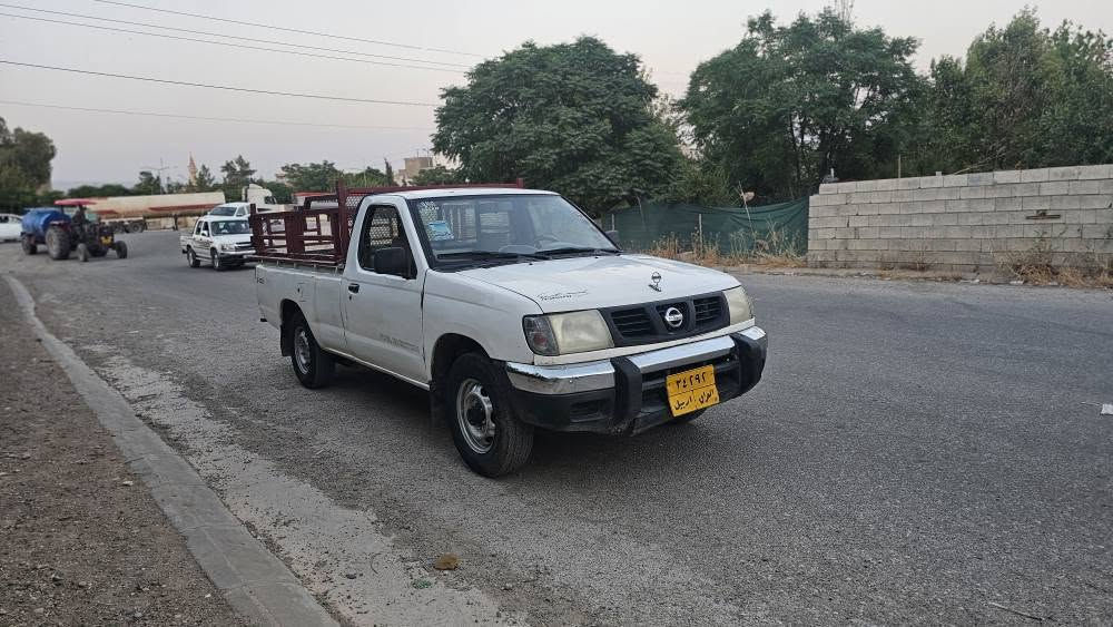 نیسان 2001 گێڕ مەکینە ئەکسل بەشەرت
تەحویل خرامە بەشەرت سەنەوی بەسەرچوە 
سوکان پاوەرە چوارتای لۆکی لەژێرە تایەی بار
چەمچەو ناوبۆدی لەگەڵە  دینار مەسروفی نیە
شوێنمان چەمچەماڵە نرخ.57کەمێک مەجال
ژم***********. السليمانية, العراق
