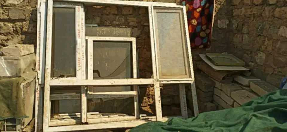 عندي شبابيك عدد ٣ ببسي تركي لبيع النجف الاشرف مترين في متر ونص ٢واحد متر في متر


**إذا كنت صاحب هذا الإعلان وتريد حذفه لأي سبب، رجاءا أرسل رسالة إلى الدعم الفني**