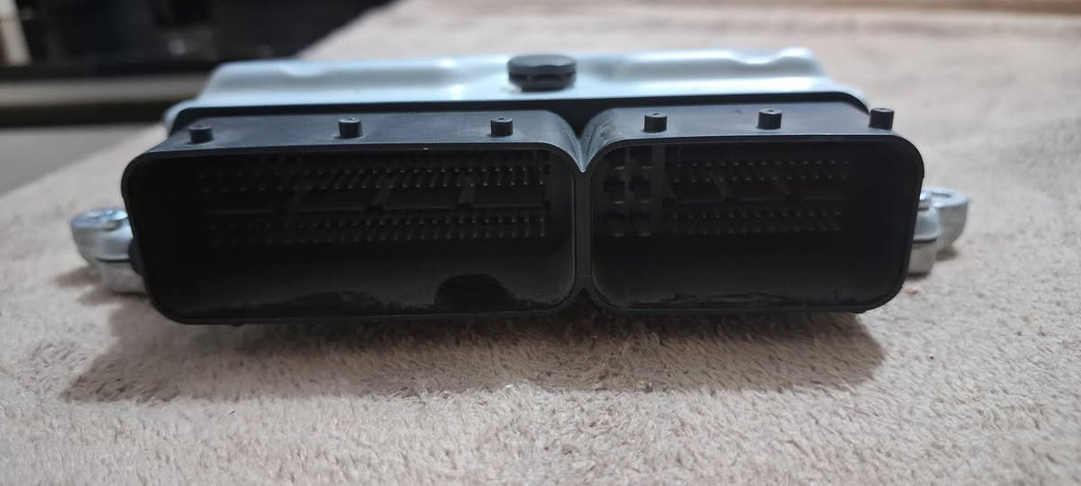 شنو منو ما اعرف
سعره ٢٠٠ الف جديد ما مستخدم
***********
