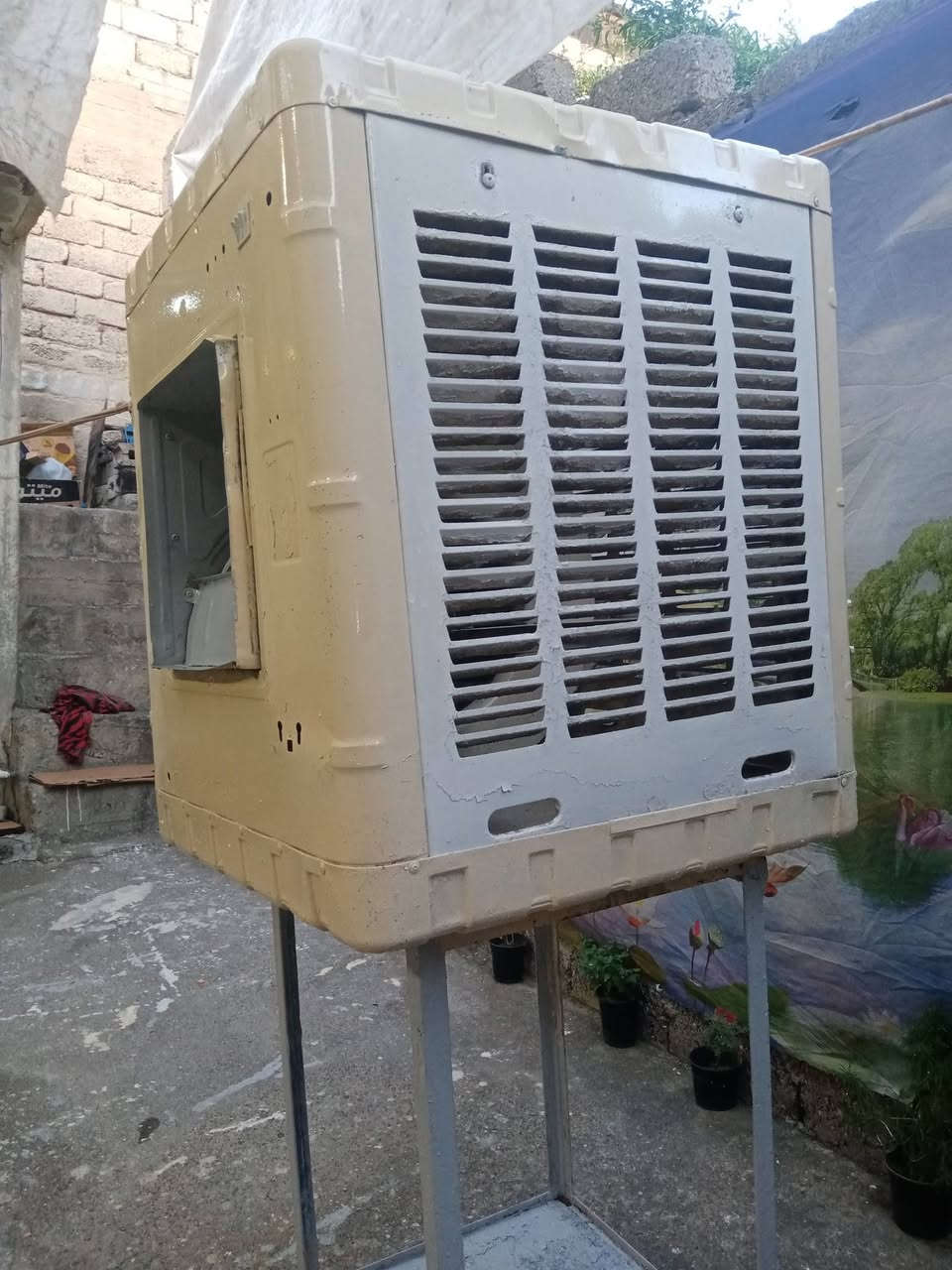 كشر فقط سولان نضيفة
سعرو 35الف
موصل الايسر
***********
***********
