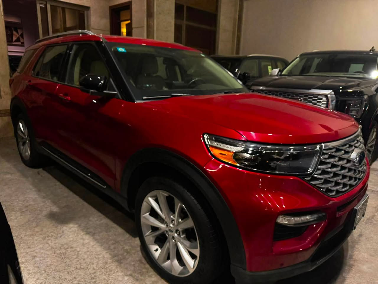 🚗 للبيع 

فورد إكسبلورر 2022

Ford Explorer 2022

🌍 المدينة –  بغداد – البياع

•   🛣️  المسافة المقطوعة    -60  الف كلم 
------------------------------------------------------------ 

💰 السعر:  علق   فورد  او   إكسبلورر  او 2022
ويصلك السعر ورقم البائع خاص 📩

✅ المواصفات :

🚗 فورد إكسبلورر
📅 موديل 2022
🌍 وارد أمريكي
📍 الممشى: 60,000 كم
⛽ الوقود: بنزين

🔧 محرك 3.0 لتر تيربو
⚙️ ناقل حركة أوتوماتيك
 جنوط 20 إنش
📱 شاشة لمس
🎵 بلوتوث
🛡️ نظام ABS
🛑 وسائد هوائية
📷 كاميرا خلفية
📡 حساسات خلفية
🚘 مثبت سرعة
❄️ مكيف أوتوماتيك
✅ فل مواصفات
✅ أداء قوي وثبات عالي
✅ داخلية واسعة ومريحة للعائلة
✅ تحكم كامل بالمقود (ستيرن متعدد الوظائف)
✅ منافذ USB متعددة
✅ إضاءة LED أمامية وخلفية
📝 ملاحظات:
✔️ الحادث كان ببابين فقط.
✔️ السيارة جاهزة للاستعمال والفحص.

#للبيع #سيارات_للبيع #سيارات #

الاتصال / ***********

