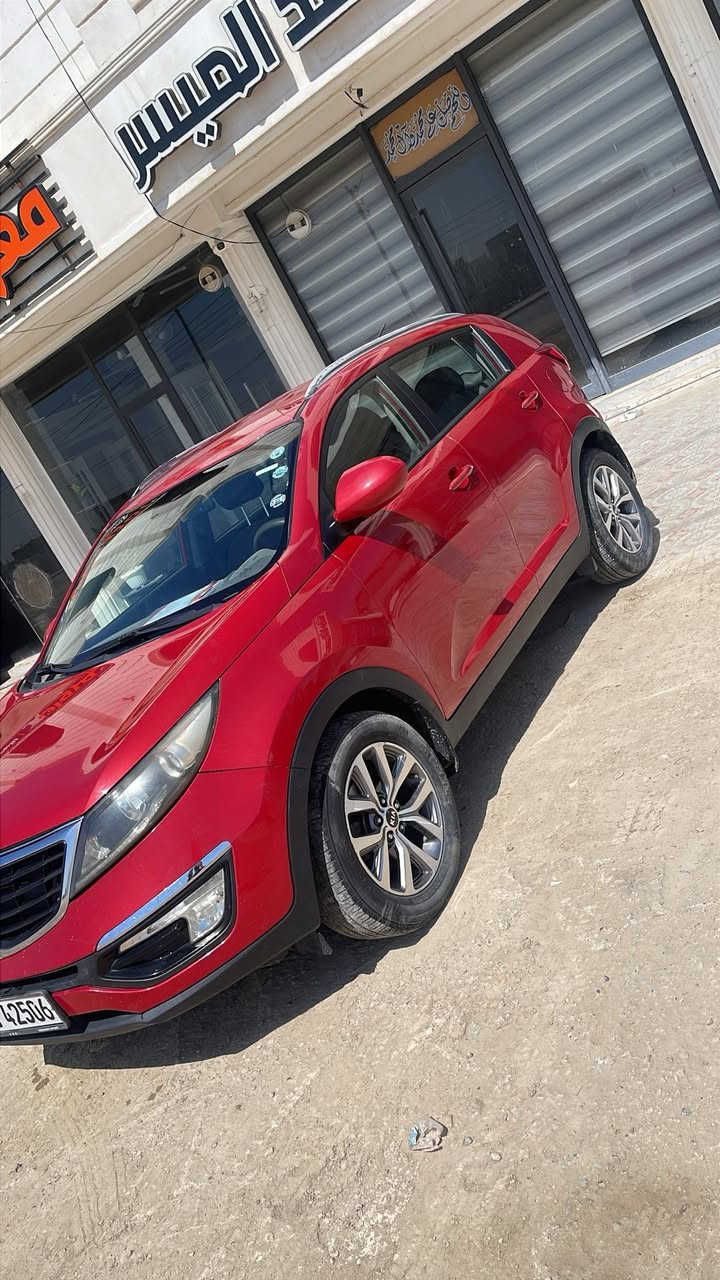 سلام عليكم خوان للبيع او مراوس حسب قناعه

سبورتج خليجي موديل ٢١٦

مكينه ٢٤٠٠ دوش ما مفتوحه 

خوان سياره كفاله عامه تاخذهه ما ذب عليهه ربع وبسم 
عربي كاعد اباربيل سياره مال بيت ما تعبانه الله شاهد 
مكاني الدوانيه ***********
