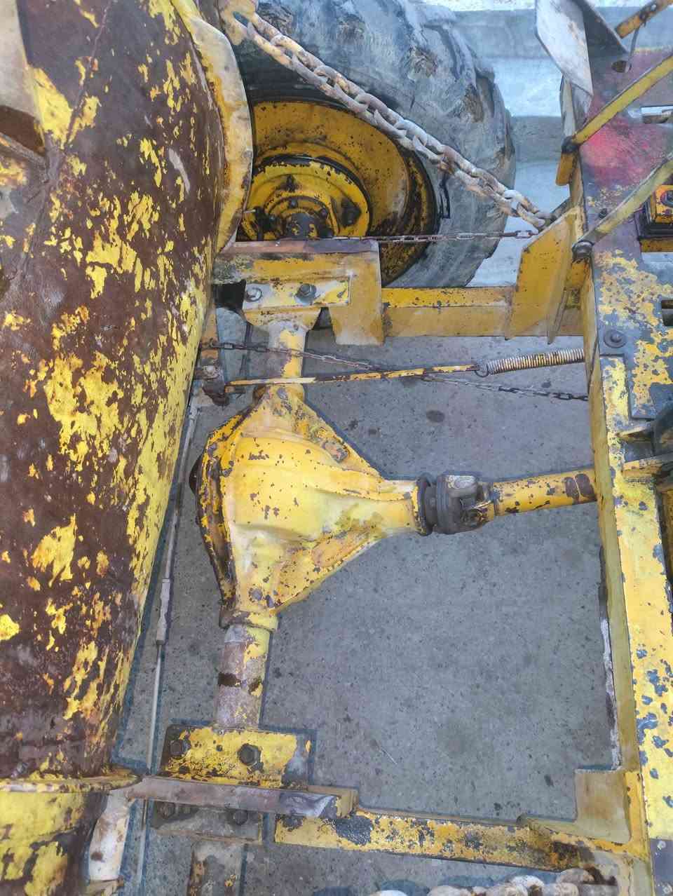 دنبر تاوتس للبيع نضيف بسعر 2 مليون مكينه كير اكسن فرندكسن شرط بي خيسان قليل بالكيلة واضح بالصورة وشاصي مفطور من تحت الكير وملحوم من زمان
***********
