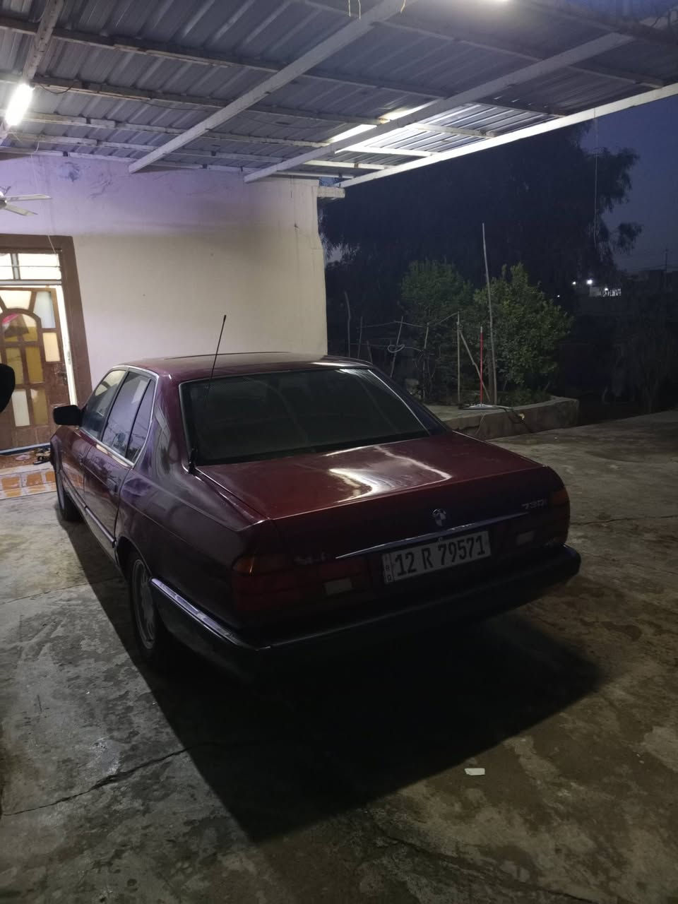 سلام عليكم BM 730اصاله وفصال سيارة رقم جديد سنويا جديد ساليت شغال كربون بنزين ربعه جامت شغال سياره ما يعوزه مصرف محرك كير شراط السعر 50$ ***********/***********
