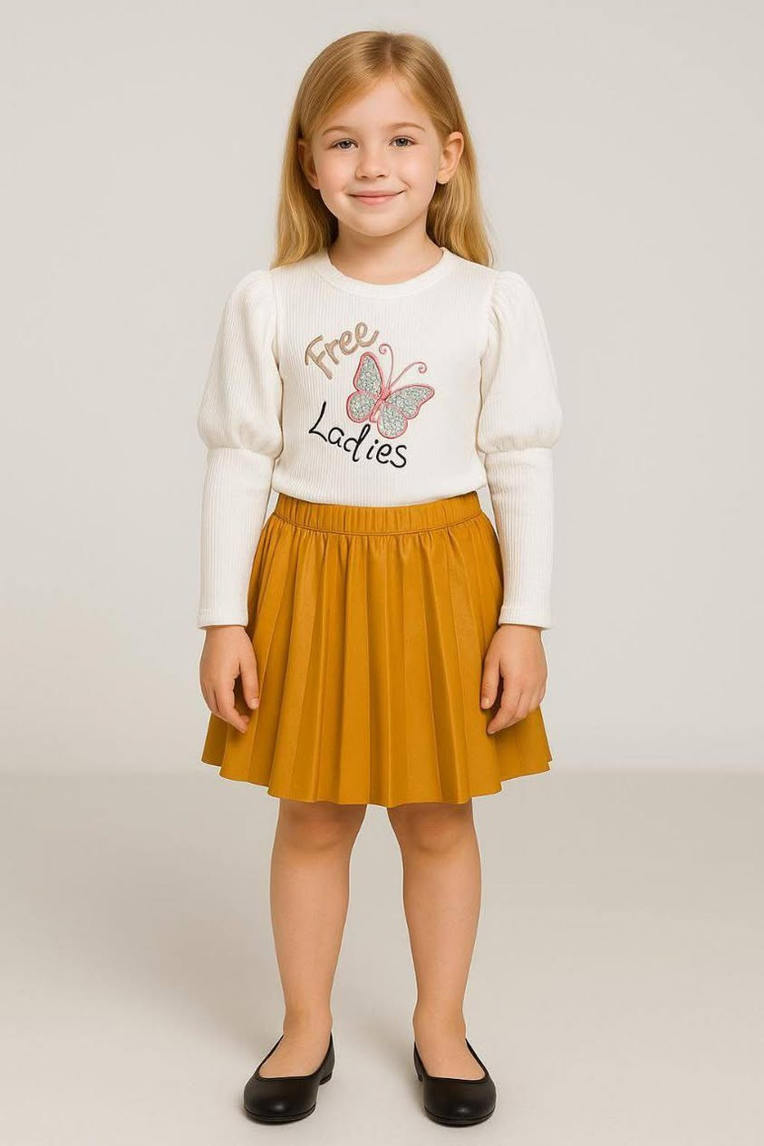 هلاوو بنات 
وفرنالكم كوستم تنوره بناتي بهذا الجمال 😍

العنوان حي الفلاح قرب صيدليه الاء محمد 
للتواصل واتس ***********📲
