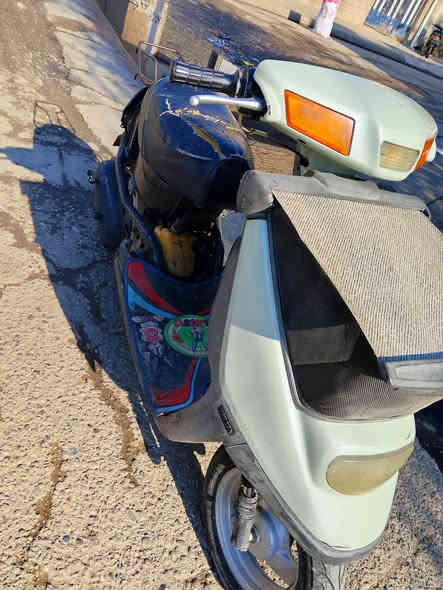 ماطور بزون للبيع شاصي شرط سلف شغال سعر 180. ***********
