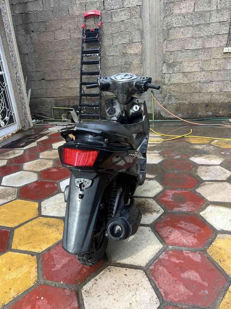 سكنس فحل نوزل دراجه بلاديه حلوه 650بيها مجال حك جيه تجي تكلب وتشوف مكاني كاظميه


**إذا كنت صاحب هذا الإعلان وتريد حذفه لأي سبب، رجاءا أرسل رسالة إلى الدعم الفني**