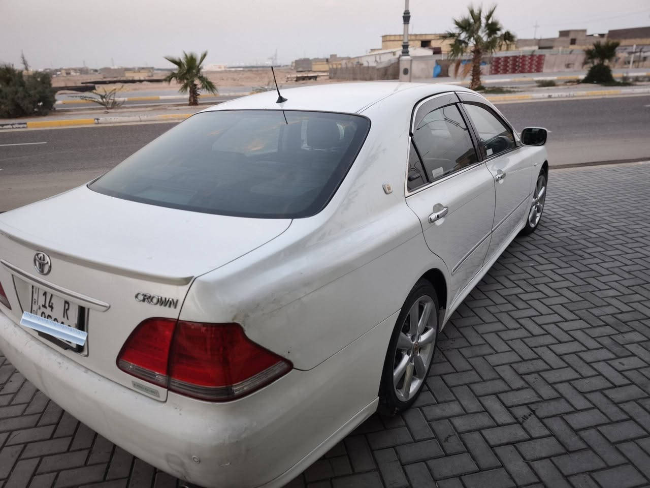 السلام عليكم من رخصة الادمن

كراون شاهينه للبيع موديل 2004

شاصي 82 مكينه2G 3500 

السيارة أصولية بأسمي كفاله

غرفه جلد کشنات كهربائيه

الجام اوتو

ترحيب عن قرب

6 بصمات

مسجل 6اقراص

شاشه ام الخرائط

خزن كشنات 3وضعيات

الرقم بصره انگليزي الجديد سنويه الى 2030 تنتهي

ملاحظة/بيه ضربه خفيفه بالجمالق الخلفي ما مصلحه 
موضحه بالصوره بالإضافة الي فطر بالشيال باب خلفي ومصلح

الرقم موبايل/*********** 

السياره فول ما عده فتحت سقف تجي وتشوف بعينك السعر 155وبي مجال بسيط
