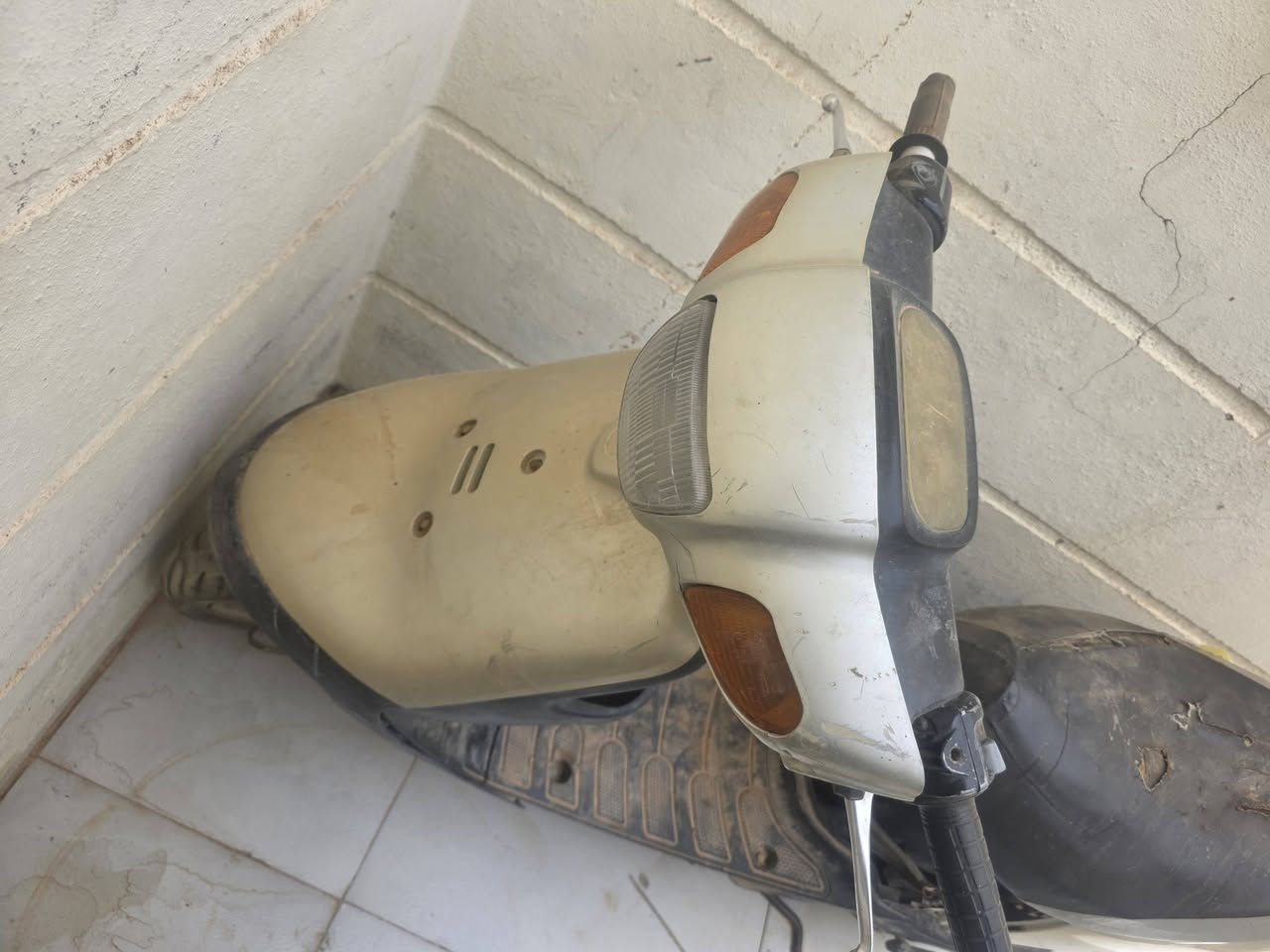 دراجه بطه ٢٠٠٦ دراجه قبل شهر جانت تشتغل بس اشتريت سياره وما عندي احد يطلع بيها ونتركت ابيع حديده ١٥٠ جوه ال١٥٠ بربع ما ابيع مكاني كربلاء مجمع سيد اسماعيل ***********
