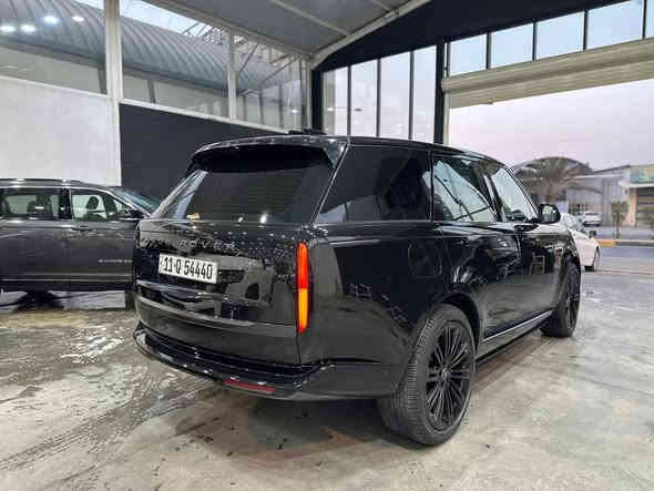 رانج 🔥🔥رانج روفر 🏴󠁧󠁢󠁥󠁮󠁧󠁿 2024  اوتو بايوغرافي🔥🔥
🤝لمعرفة السعر اكتب ( رانج او 2024)
__________________________
▪️النوع:RANGE ROVER
▪️الفئة:Autobiograghy
▪️الموديل:2024
▪️السيارة مواصفات فول ١/١ 
▪️المسافة المقطوعة: ‏4000 k/m
▪️اللون:اسود 
▪️ضمان وكالة سردار ✅
▪️كفالة عامة ✅
▪️للاستفسار اكثر الاتصال
     ***********
