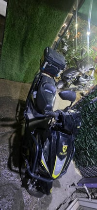 سكنس شحن • ٨٤فولت • ماشية ٦٠٠٠