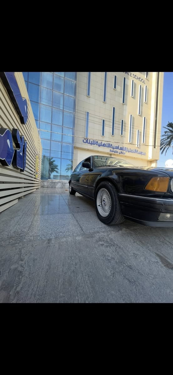 سلام عليكم للبيع 740 اصل موديل 93 بدون حادث وخياس كير ومكينة جدد حدادية امامي وخلفي جديدة تخم تاير ويل شعاع جديد اكسل قفل داخل جلد كشنات كهرباء دبل يرباك دبل كمبيوتر نفاضة قلاب جام كهرباء سلايت شغال تبريد شغال مازدات جدد بكلايتات جدد سكنات بلوجكترات جدد داينمو جديدة راديتر جديدة بور ستيرن جديد السيارة بجم عريض كهربائيات كلها شغالة من السكن لكلوب الرقم رقم بغداد بسمي رقم وهزة وسنوية جدد جامة امامية جديدة كلة شغال خير من الله مكاني بـغداد الاعلام السعر70 وخادم للطيبين ***********
