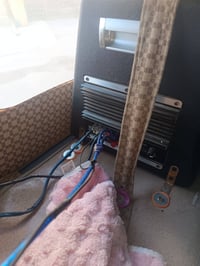 سماعات • نضافه • ما مفتوحه