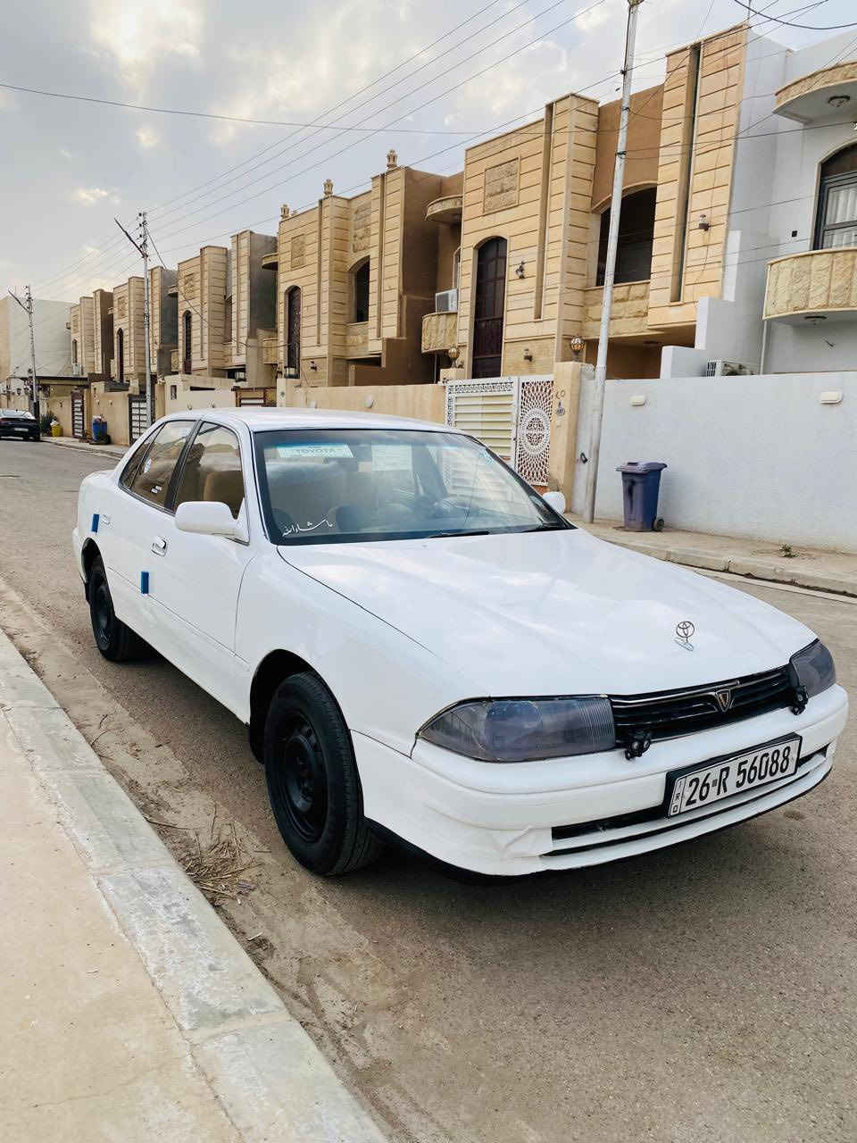 سلام عليكم للبيع كامري موديل 1994 كير محرك صدر تايرات كهربائيات كلهن شرط سياره نضيفه ماناقصها شي السياره بيها صبغ قطعتين بدون دواخل صدر امامي خلفي جديد رقم صلاح الدين دولي سنويه جديده شرط التحويل والغرامات مكان السياره صلاح الدين تكريت السعر 41 وبيها مجال للاستفسار اسيا ***********
