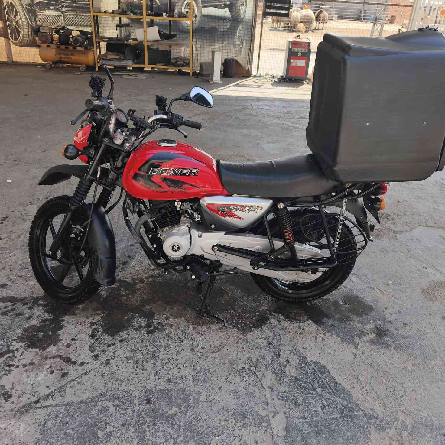 دراجه بوكسر مديل 2023 نضيفه 95 بغداد حي الجهاد الشراي ***********
